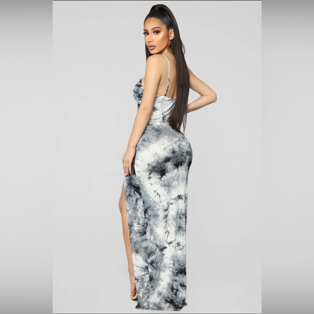 Fashion nova maxi dress